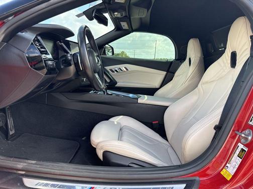 San Francisco Red Metallic 2022 BMW Z4 M40i