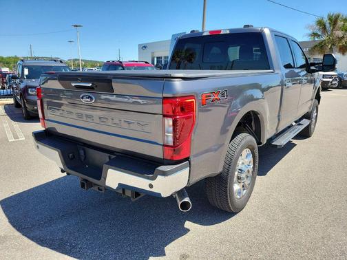 CARBONIZED GRAY 2022 Ford F-250 Lariat