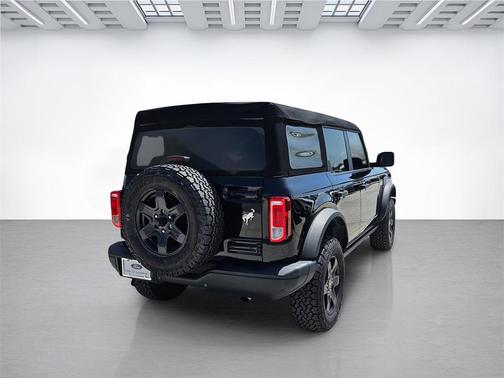 2023 Ford Bronco Black Diamond