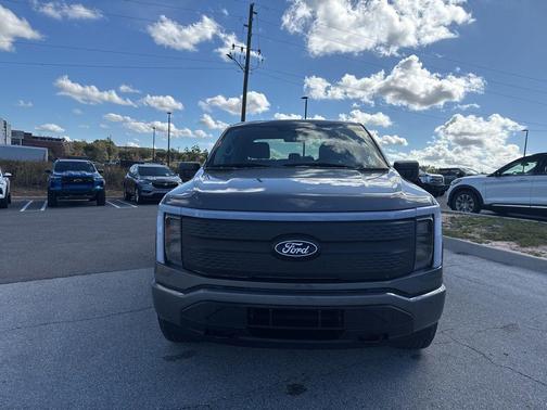 2024 Ford F-150 Lightning XLT