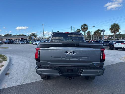 2024 Ford F-150 Lightning XLT