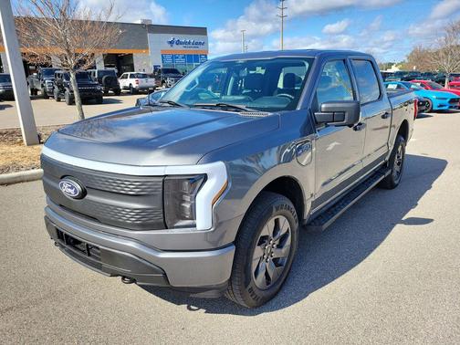 2024 Ford F-150 Lightning XLT