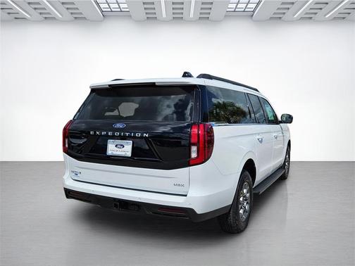 2025 Ford Expedition Max Active 4x2