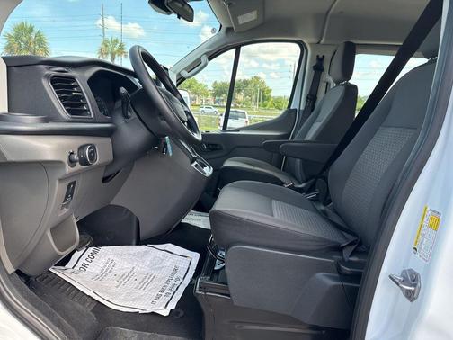 OXFORD WHITE 2025 Ford Transit-350 XLT