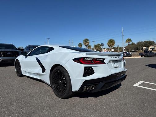 2023 Chevrolet Corvette Stingray w/2LT