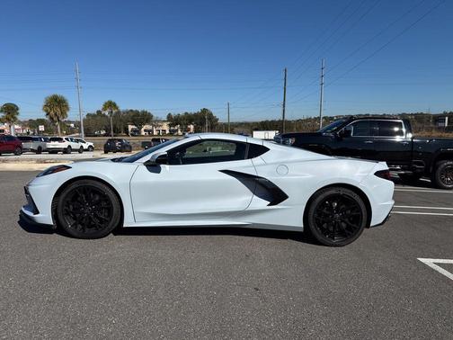 2023 Chevrolet Corvette Stingray w/2LT