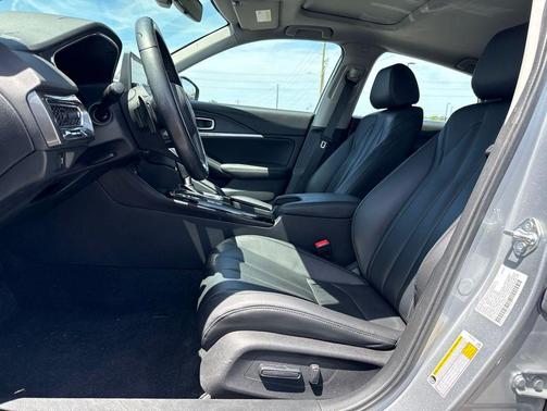 Liquid Carbon Metallic 2023 Acura Integra Base