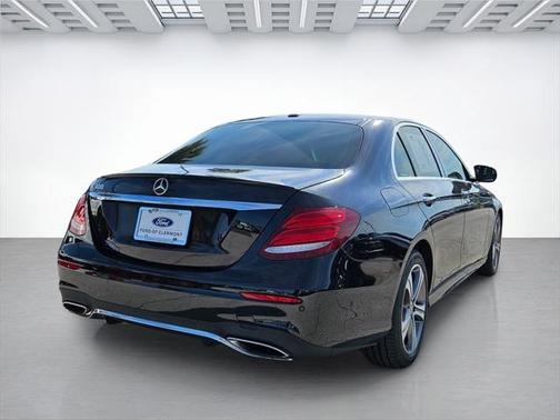 2019 Mercedes-Benz E-Class E 300