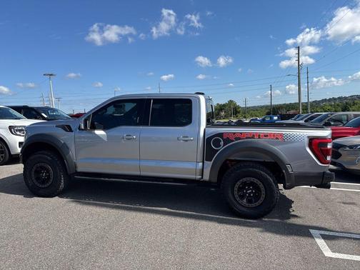 ICONIC SILVER METALLIC 2022 Ford F-150 Raptor