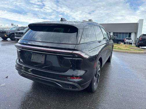 INFINITE BLACK MET CC 2025 Lincoln Nautilus Reserve