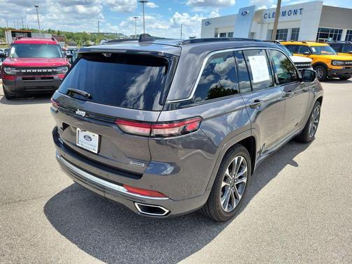 Baltic Gray Metallic Clearcoat 2025 Jeep Grand Cherokee Overland