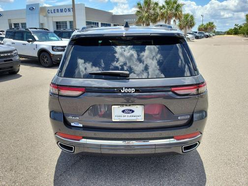 Baltic Gray Metallic Clearcoat 2025 Jeep Grand Cherokee Overland