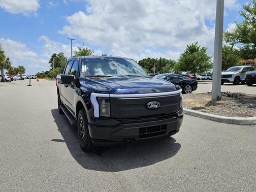 2025 Ford F-150 Lightning XLT