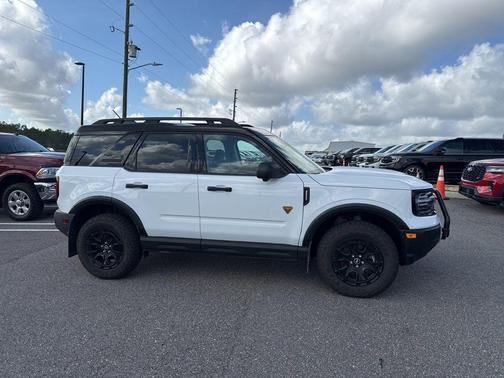 OXFORD WHITE 2025 Ford Bronco Sport Badlands