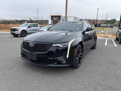 2023 Cadillac CT4 Luxury