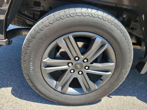 AGATE BLACK METALLIC 2023 Ford F-150 Lariat