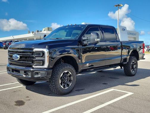 Agate Black Metallic 2026 Ford F-350 Platinum