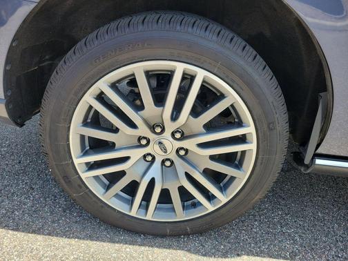 BLUE TINTED CLEARCOAT 2023 Ford Expedition Limited
