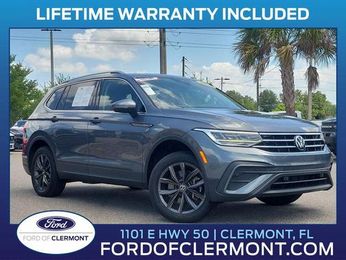 Platinum Gray Metallic 2022 Volkswagen Tiguan 2.0T SE