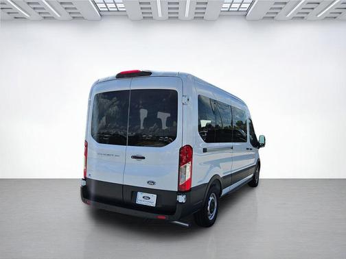 2025 Ford Transit-350 XL