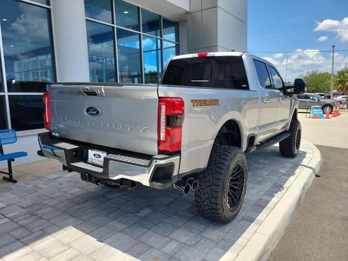 ICONIC SILVER 2024 Ford F-250 Lariat