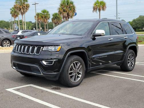 Diamond Black Crystal Pearlcoat 2021 Jeep Grand Cherokee Limited