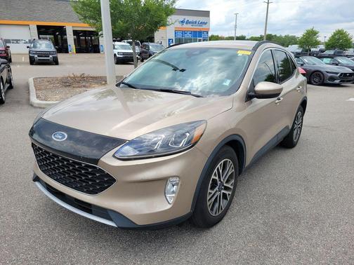 DESERT GOLD METALLIC 2020 Ford Escape SEL