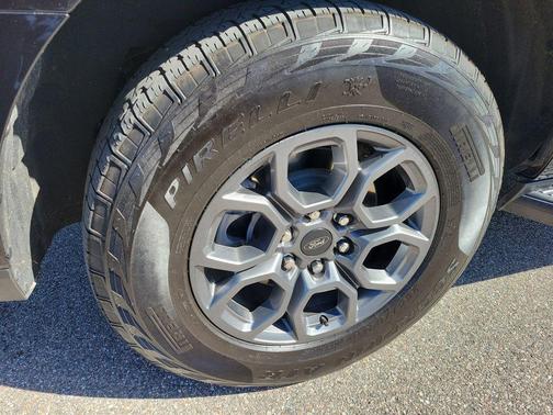 2025 Ford Expedition Max Active 4x2