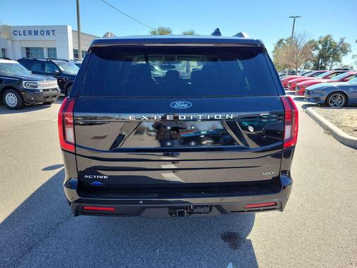 2025 Ford Expedition Max Active 4x2