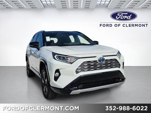 2020 Toyota RAV4 Hybrid SE