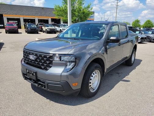 CARBONIZED GRAY METALLIC 2025 Ford Maverick XL