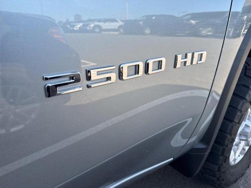 2024 Chevrolet Silverado 2500 LT