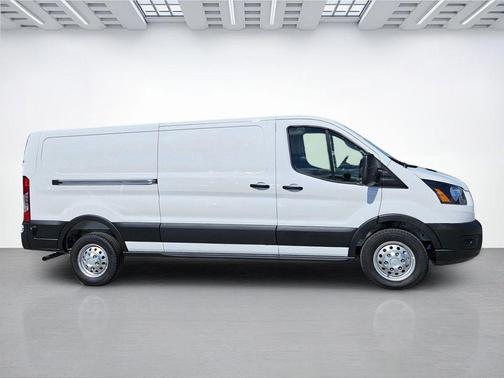 OXFORD WHITE 2025 Ford Transit-150 Base