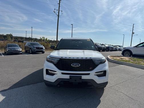 2021 Ford Explorer ST