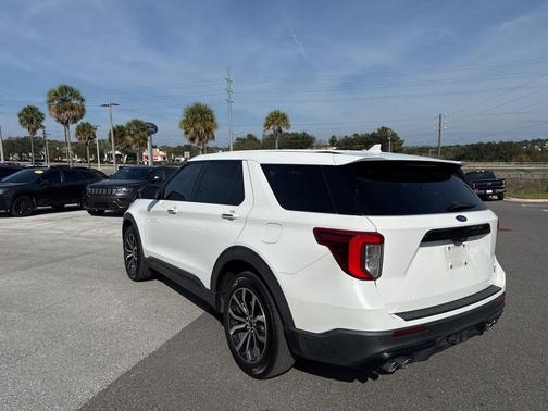 2021 Ford Explorer ST