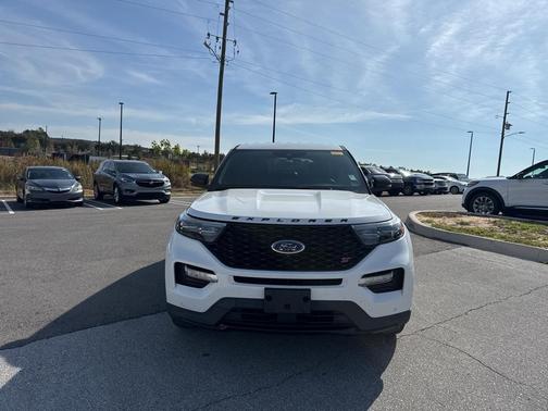2021 Ford Explorer ST