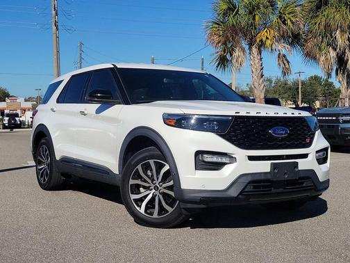 2021 Ford Explorer ST