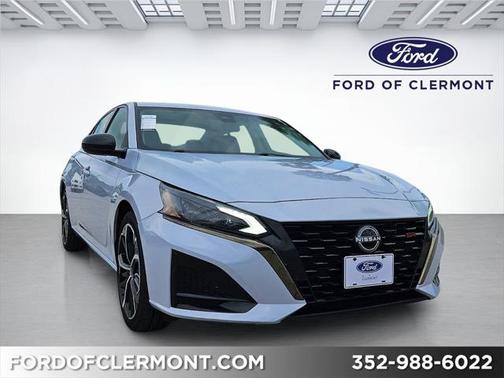 2023 Nissan Altima SR FWD
