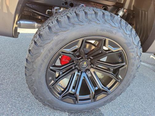 Carbonized Gray Metallic 2026 Ford F-150 XLT