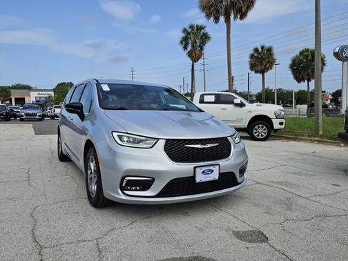 2024 Chrysler Pacifica Limited