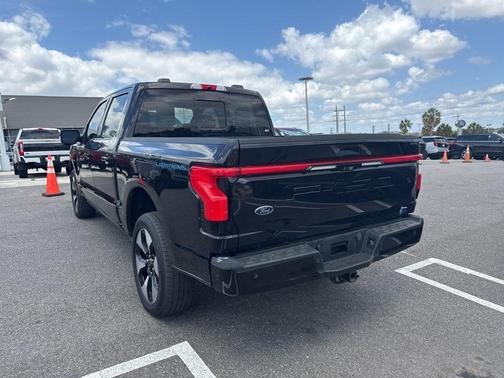 AGATE BLACK METALLIC 2023 Ford F-150 Lightning Platinum