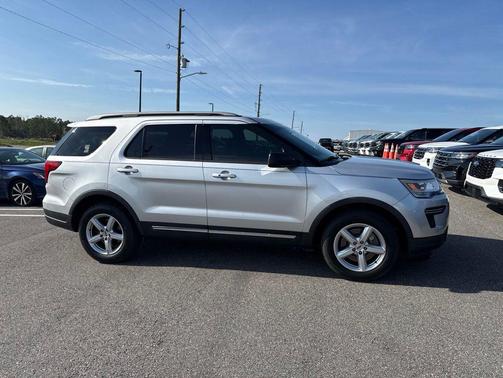 INGOT SILVER METALLIC 2019 Ford Explorer XLT