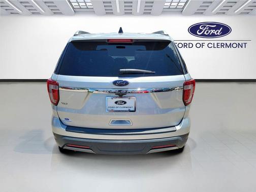INGOT SILVER METALLIC 2019 Ford Explorer XLT