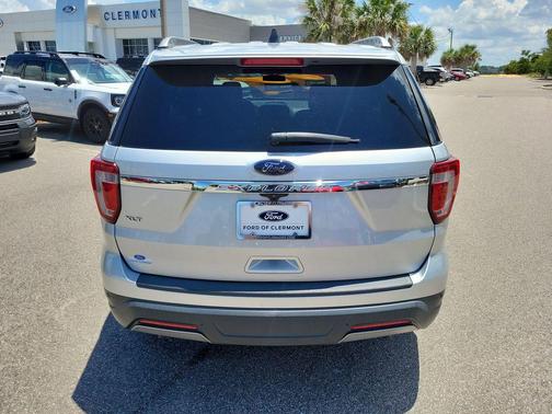 INGOT SILVER METALLIC 2019 Ford Explorer XLT