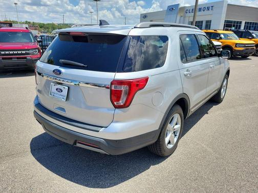 INGOT SILVER METALLIC 2019 Ford Explorer XLT