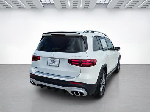 2025 Mercedes-Benz AMG GLB 35 4MATIC