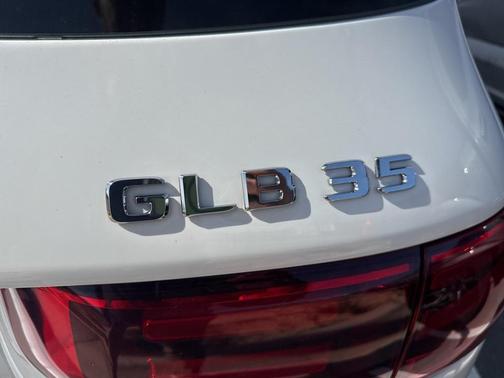 2025 Mercedes-Benz AMG GLB 35 4MATIC