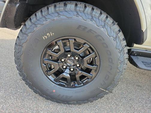 Desert Sand 2026 Ford Bronco Raptor