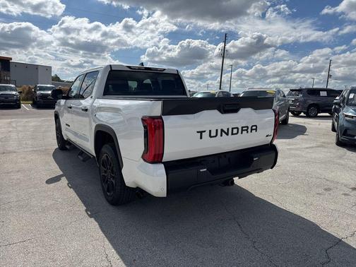 Ice Cap 2024 Toyota Tundra SR5