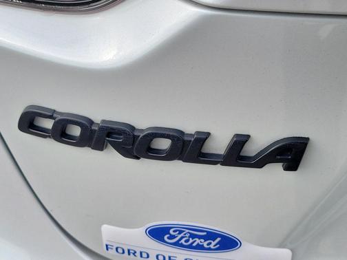 Wind Chill Pearl 2023 Toyota Corolla SE